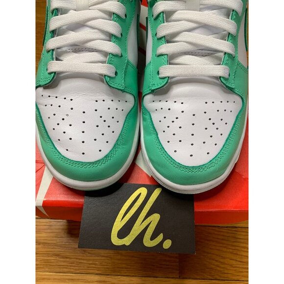 Size 8 W Nike Dunk Low "Green Glow" - Picture 6 of 10